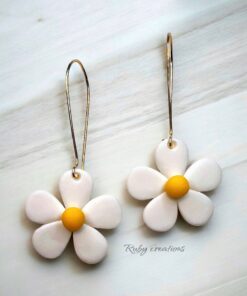 Sweet Daisy Earrings