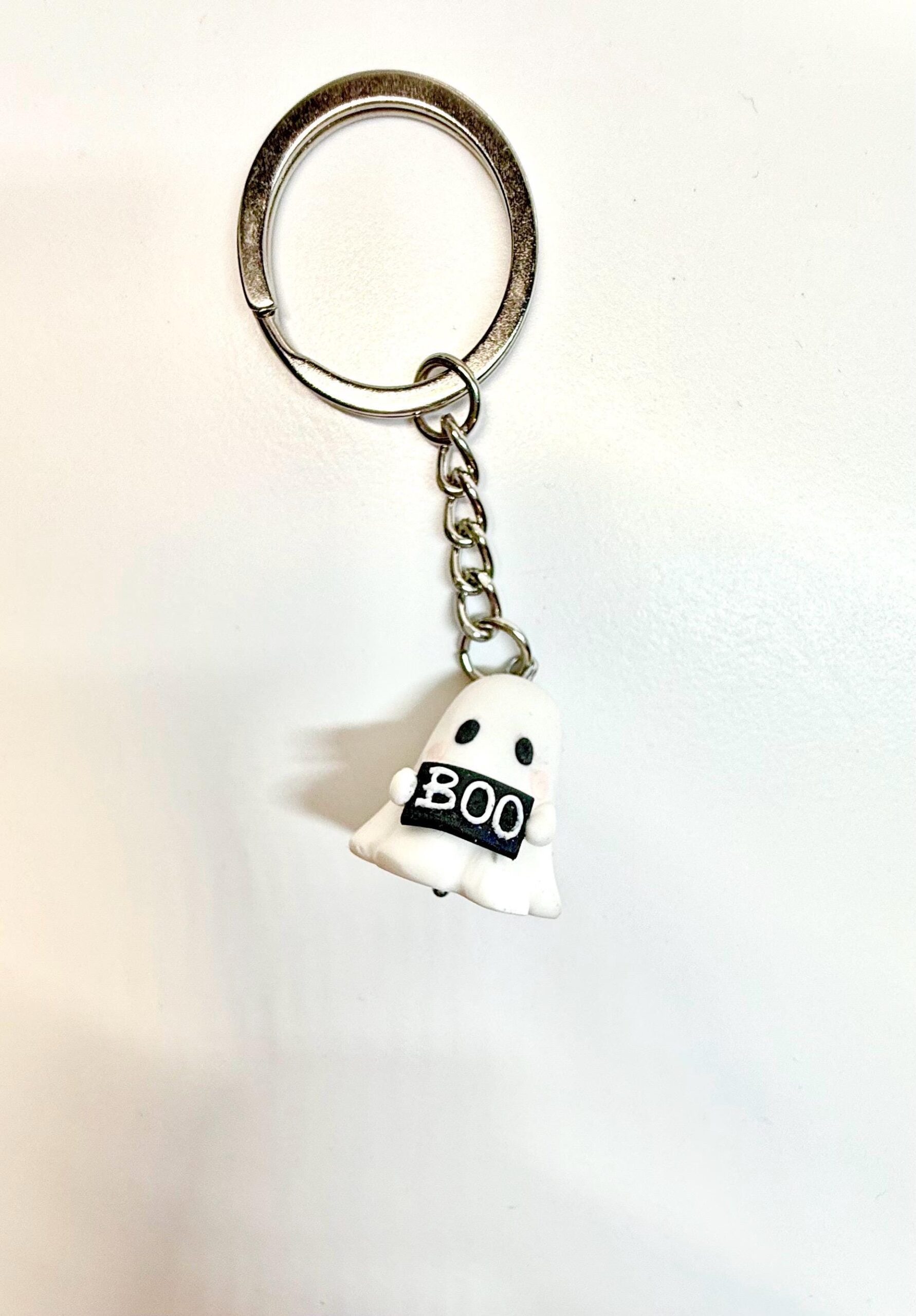 Polymer Clay Ghost Keychain: Handmade Halloween Charm - Image 7
