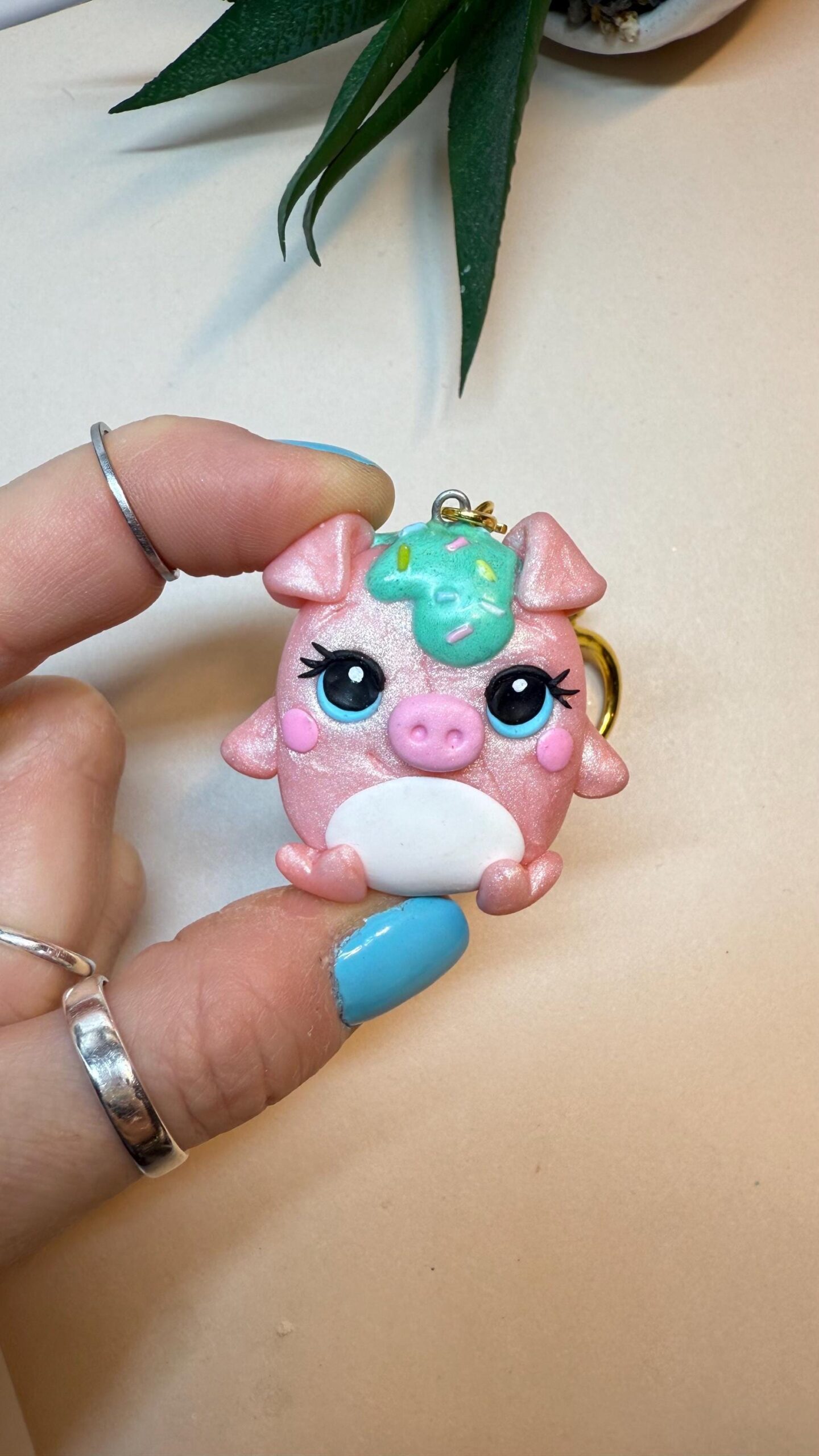 Handmade Pig Keychain – Polymer Clay Animal Charm – Kawaii Bag Accessory Gift - Image 2