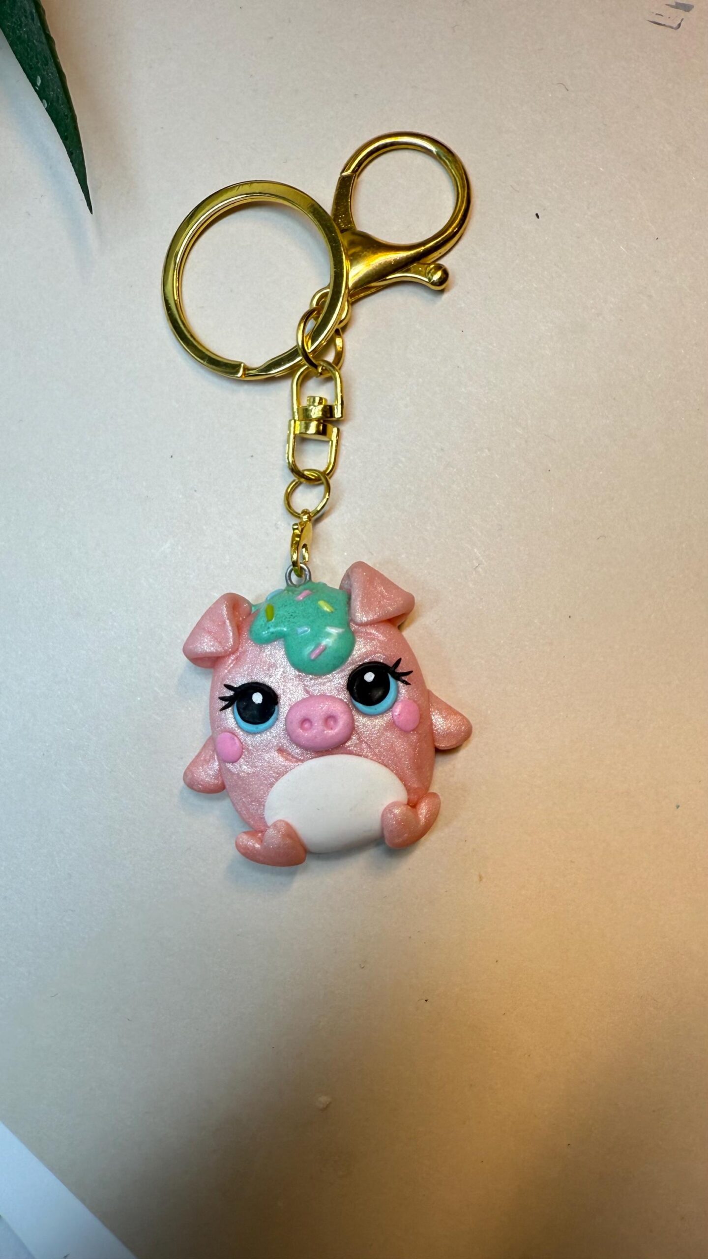 Handmade Pig Keychain – Polymer Clay Animal Charm – Kawaii Bag Accessory Gift - Image 7