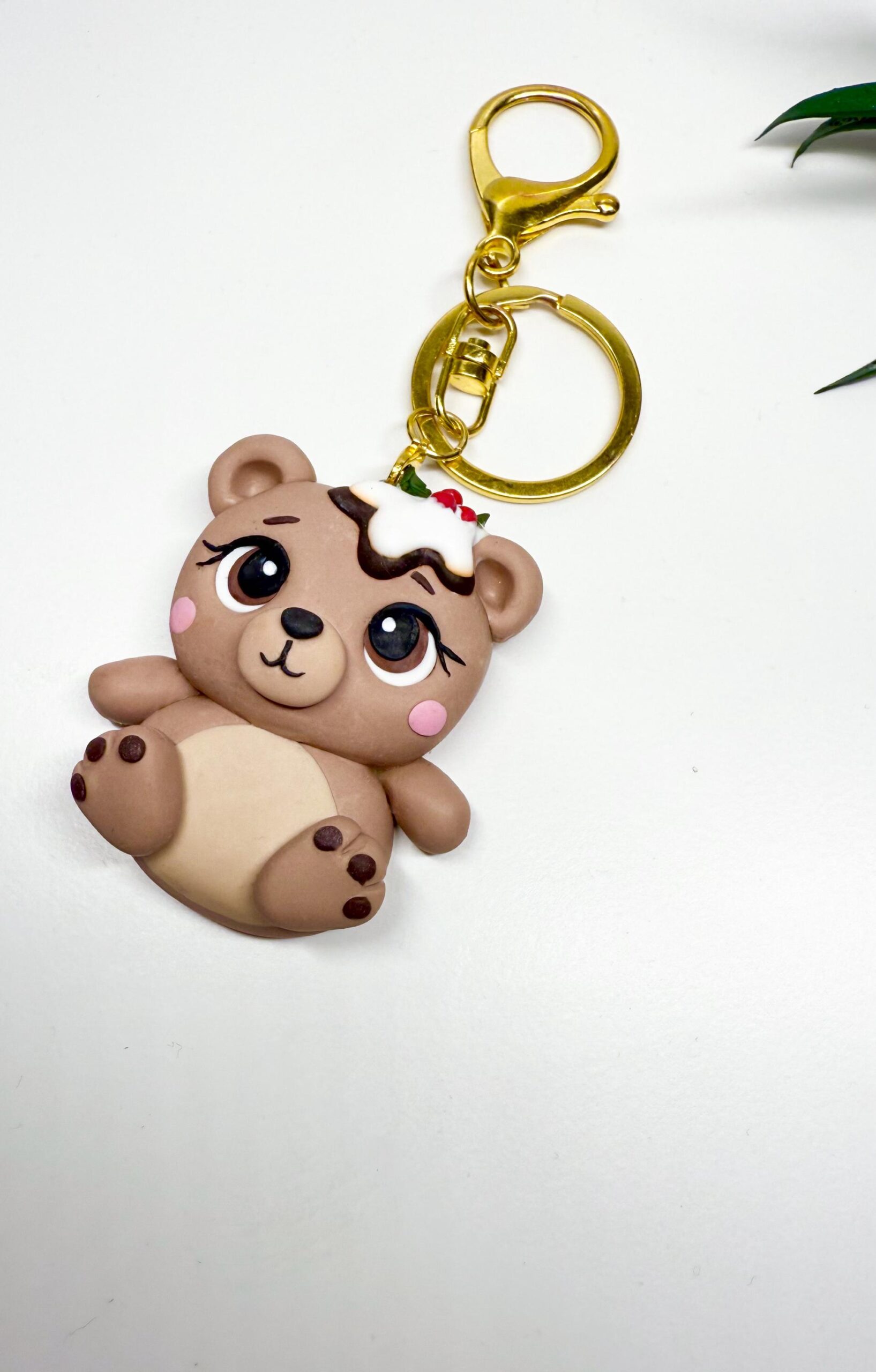 Handmade Christmas Bear Keychain – Polymer Clay Pudding Charm - Image 5